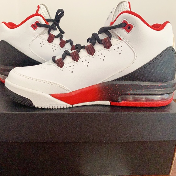 Jordan Flight origin 2 GS White-Black-GYM Red ( New) - Picture 1 of 9